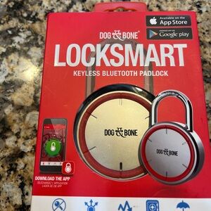 LockSmart Keyless Bluetooth Padlock - Silver